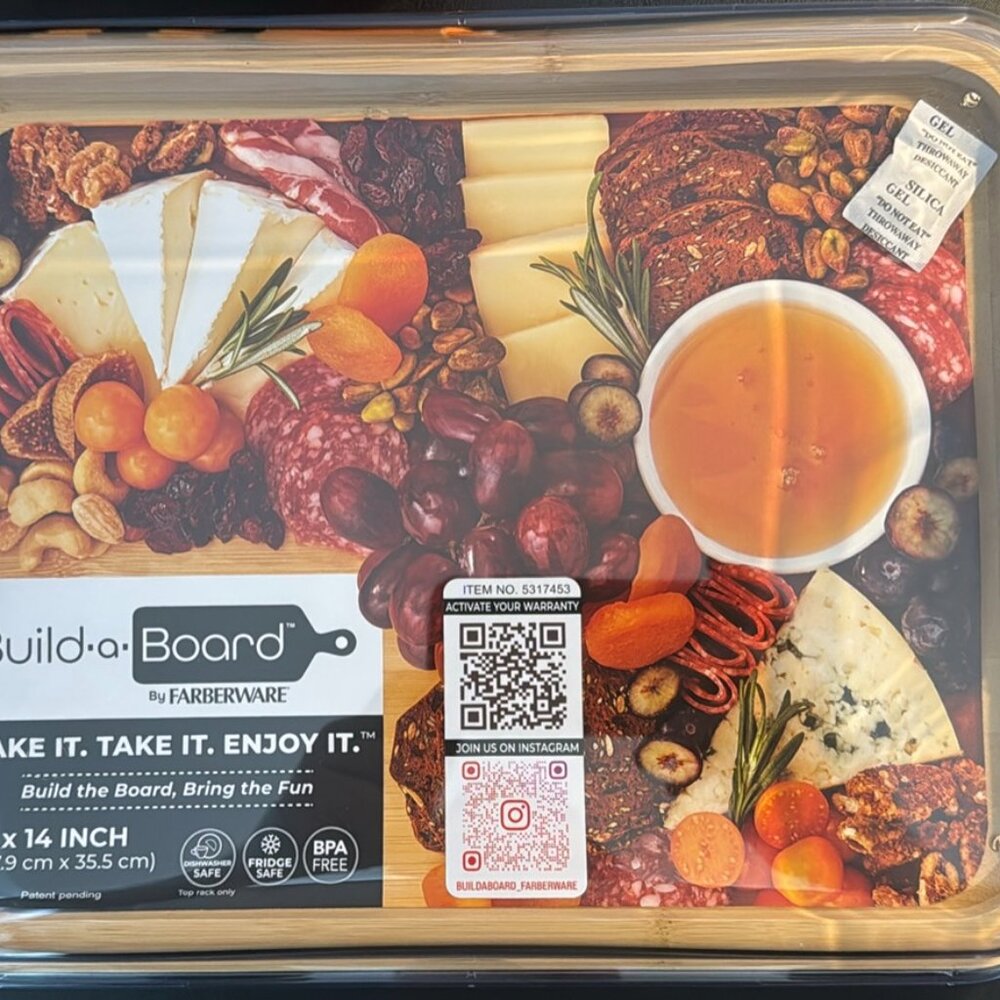 Farberware Build-A-Board Bamboo Cutting Board w Locking Lid & Black Handle 11x14